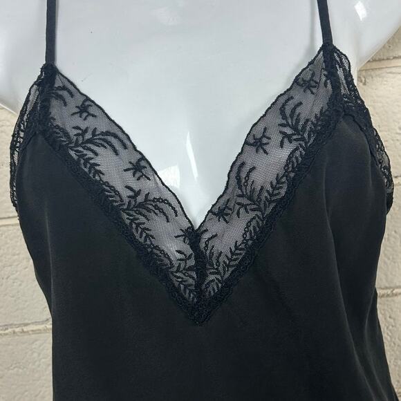 Urban Outfitters Kimichi Blue Black Lace Trimmed Tank size S - Picture 8 of 8